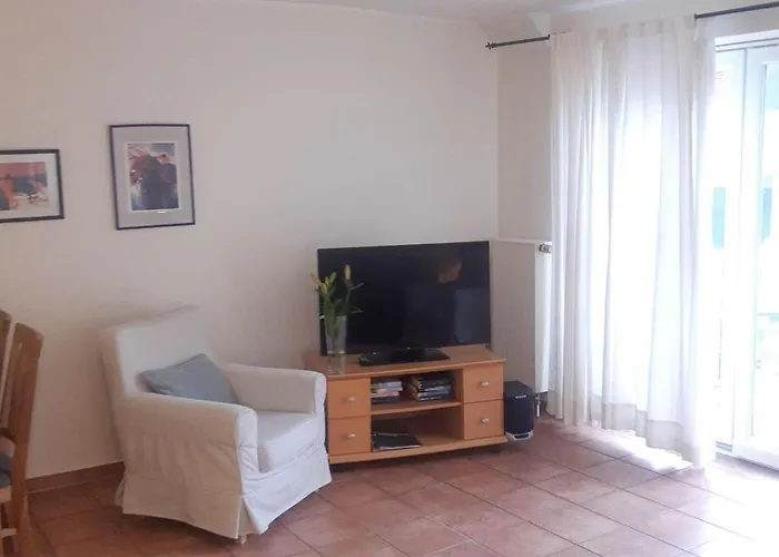 Strandburg-2 Lägenhet *